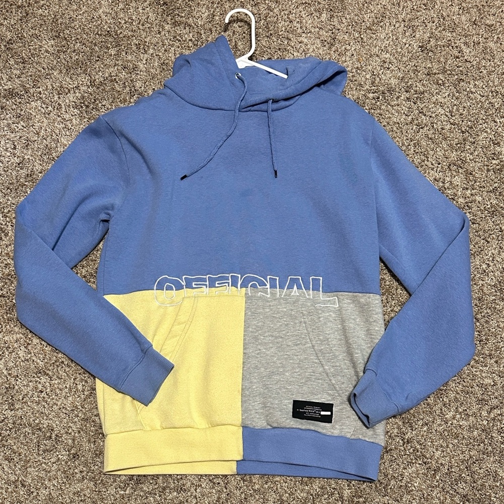 BoohooMAN Men’s Color block Hoodie - Blue, Yellow, and Gray Official size M‎